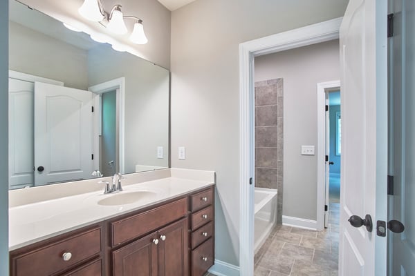 3828 Hickory Manor, Apex, NC