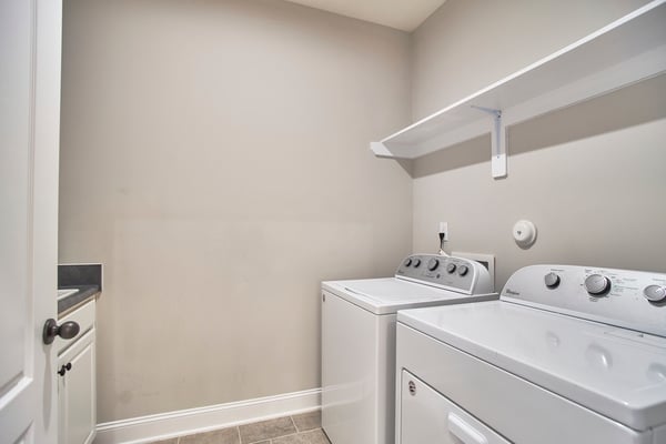 3828 Hickory Manor, Apex, NC