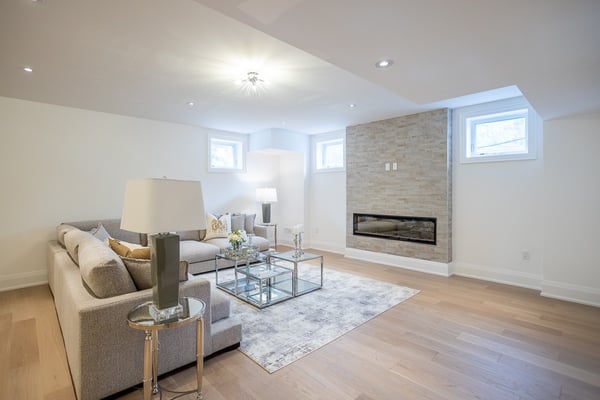 18 Denham Drive, Richmond Hill, ON