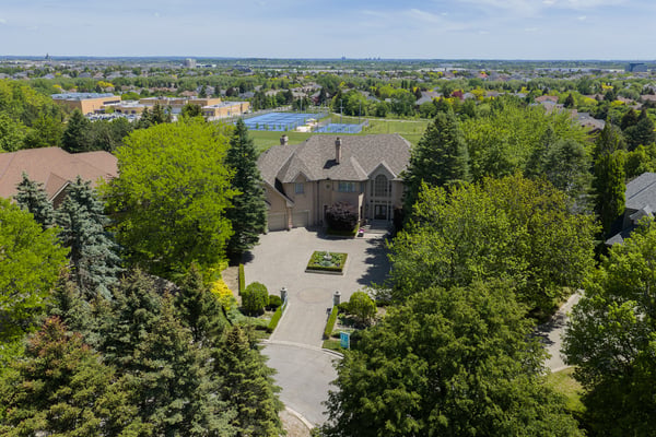 48 Old Park Lane, Richmond Hill, ON