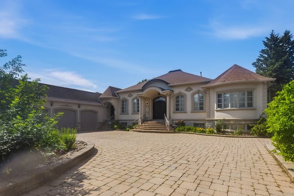 12 Denham Drive, Richmond Hill, ON