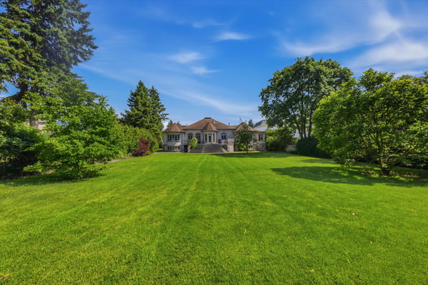 12 Denham Drive, Richmond Hill, ON