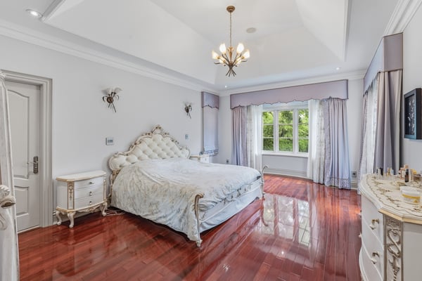 12 Denham Drive, Richmond Hill, ON