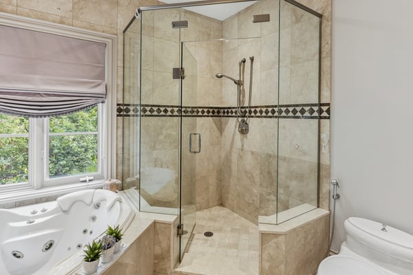 12 Denham Drive, Richmond Hill, ON
