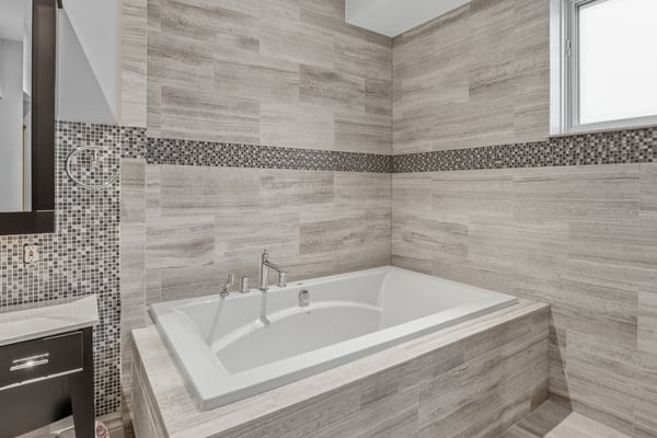 12 Denham Drive, Richmond Hill, ON