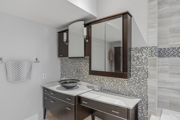 12 Denham Drive, Richmond Hill, ON