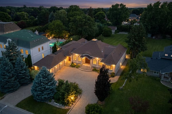 12 Denham Drive, Richmond Hill, ON