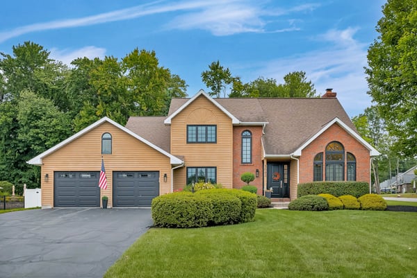 3062 New Williamsburg Drive, Schenectady, NY