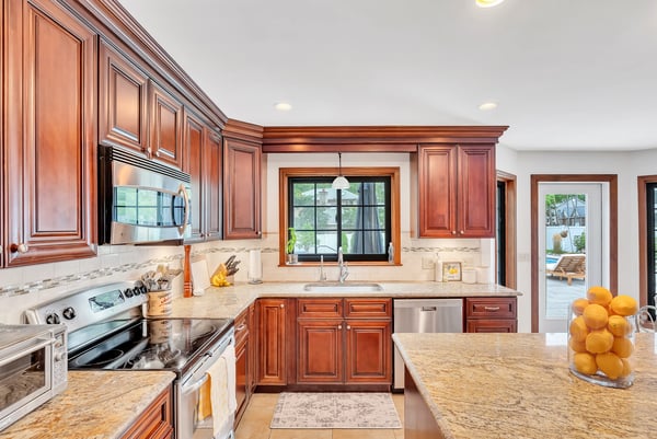 3062 New Williamsburg Drive, Schenectady, NY