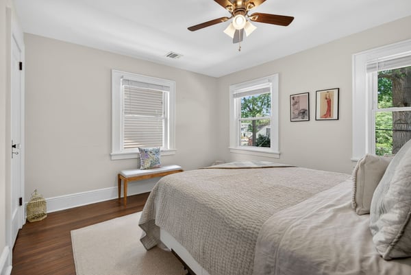 54 Van Riper Ave, Rutherford, NJ