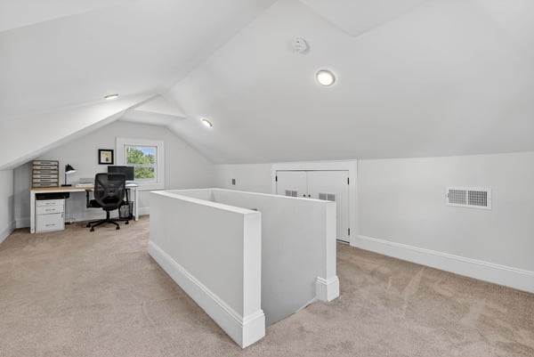 54 Van Riper Ave, Rutherford, NJ