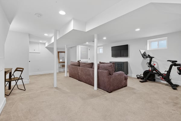 54 Van Riper Ave, Rutherford, NJ