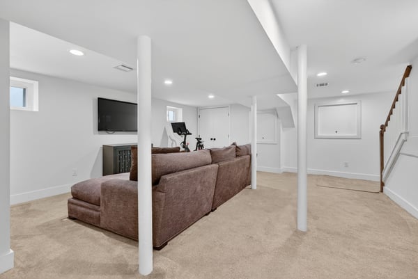 54 Van Riper Ave, Rutherford, NJ
