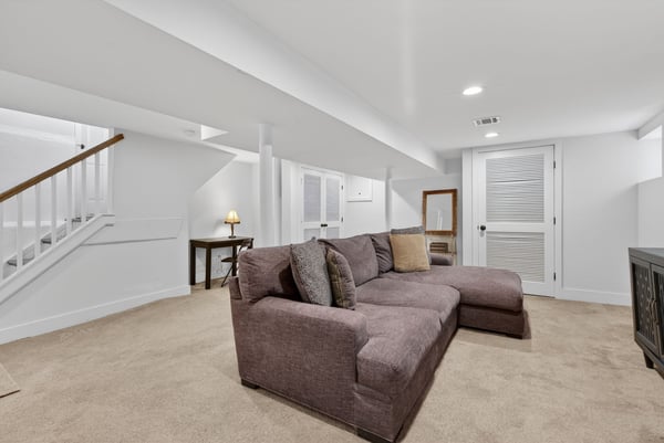 54 Van Riper Ave, Rutherford, NJ