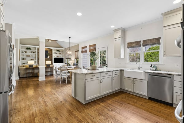 935 Water Grove Court, Roswell, GA