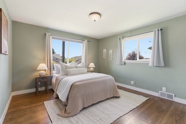 6825 Linden Avenue North, Seattle, WA