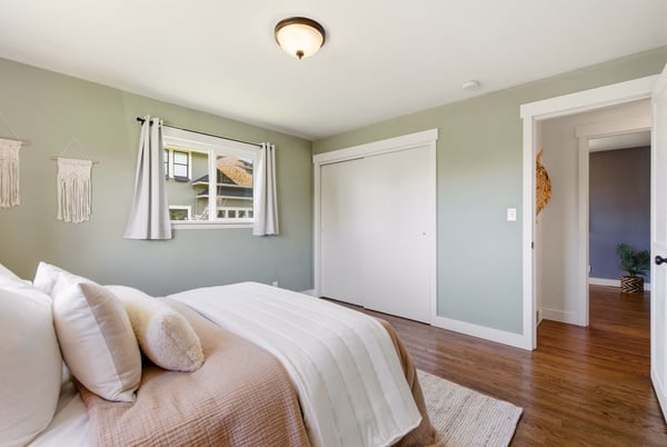 6825 Linden Avenue North, Seattle, WA
