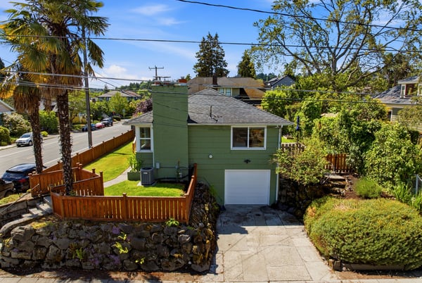 6825 Linden Avenue North, Seattle, WA
