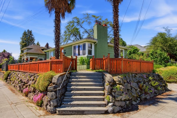 6825 Linden Avenue North, Seattle, WA