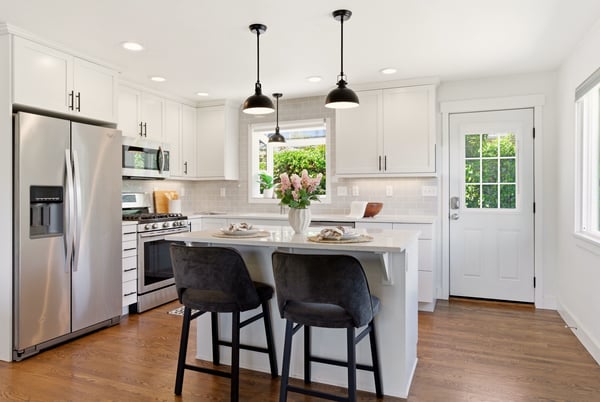6825 Linden Avenue North, Seattle, WA