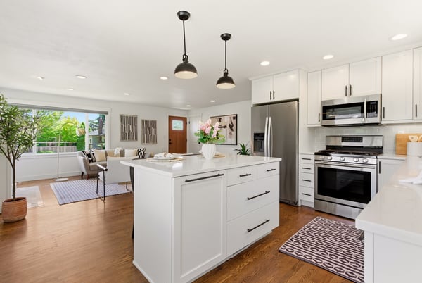 6825 Linden Avenue North, Seattle, WA