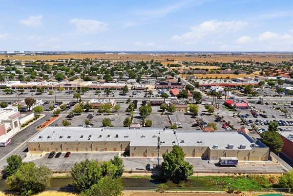 2140 E Palmdale Blvd., Palmdale, CA