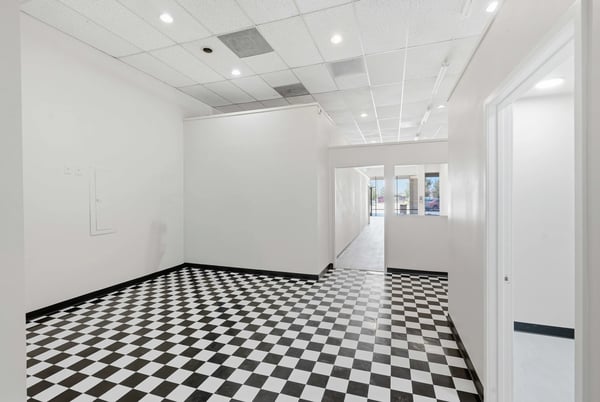2140 E Palmdale Blvd., Palmdale, CA