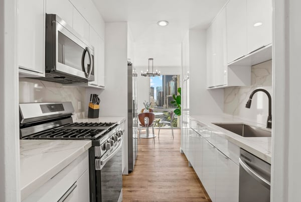 800 W. 1st St., Unit #905, Los Angeles, CA