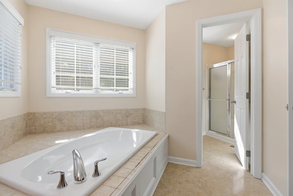 1611 Robin Court, Pittsburgh, PA