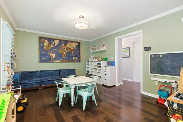 1611 Robin Court, Pittsburgh, PA