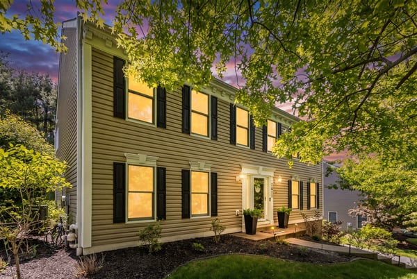 1611 Robin Court, Pittsburgh, PA