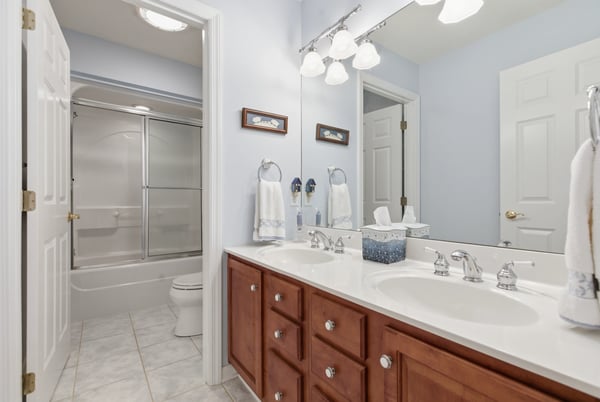 1830 Liberty Way, Valencia, PA