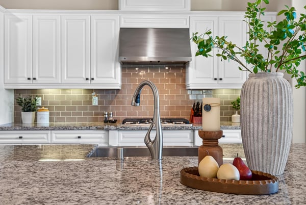 2077 Del Rincon Place, Escondido, CA