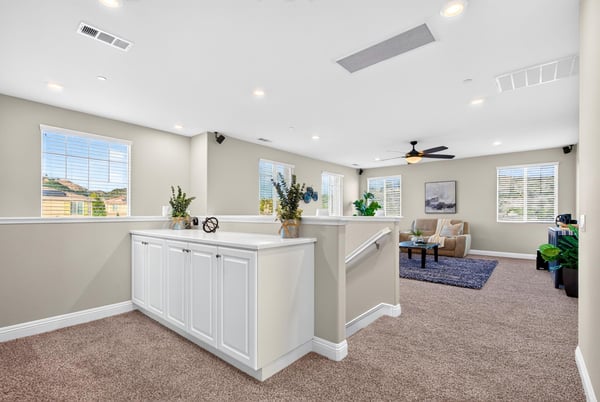 2077 Del Rincon Place, Escondido, CA