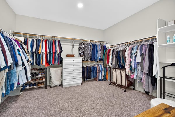 2077 Del Rincon Place, Escondido, CA