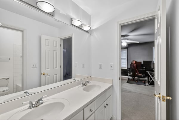 771 Bentgrass Ct, Dacula, GA