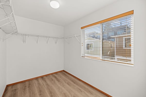 23727 80th Ct W, Edmonds, WA