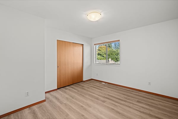 23727 80th Ct W, Edmonds, WA