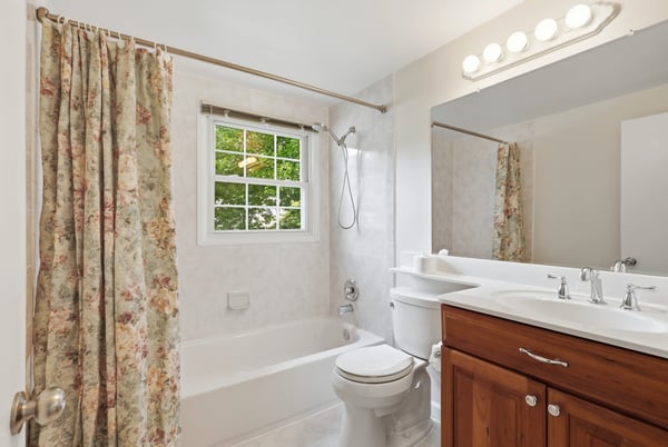 12830 MOUNT ROYAL LN, Fairfax, VA