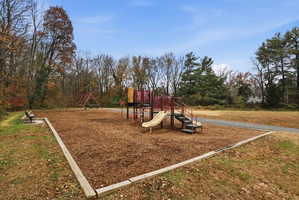 12830 MOUNT ROYAL LN, Fairfax, VA