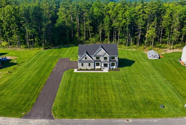 17 Carmel Road, Pelham, NH