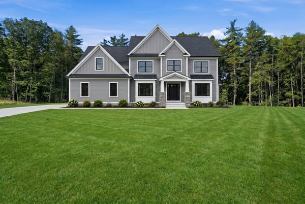 17 Carmel Road, Pelham, NH