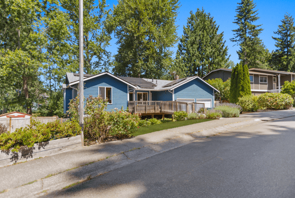 8618 NE 143rd Street, Kirkland, WA