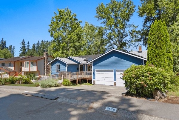 8618 NE 143rd Street, Kirkland, WA