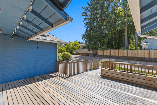 8618 NE 143rd Street, Kirkland, WA