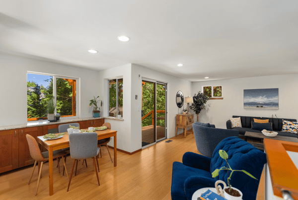 8618 NE 143rd Street, Kirkland, WA