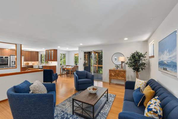 8618 NE 143rd Street, Kirkland, WA