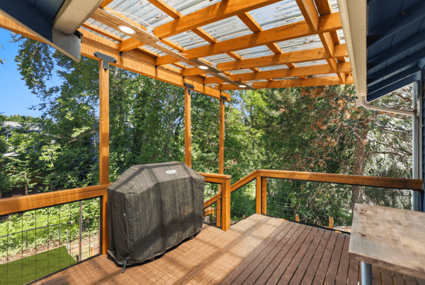8618 NE 143rd Street, Kirkland, WA