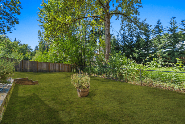 8618 NE 143rd Street, Kirkland, WA