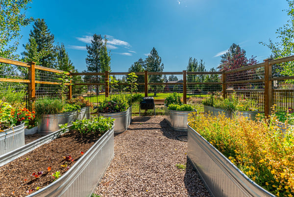 233 W Heising Dr, Sisters, OR